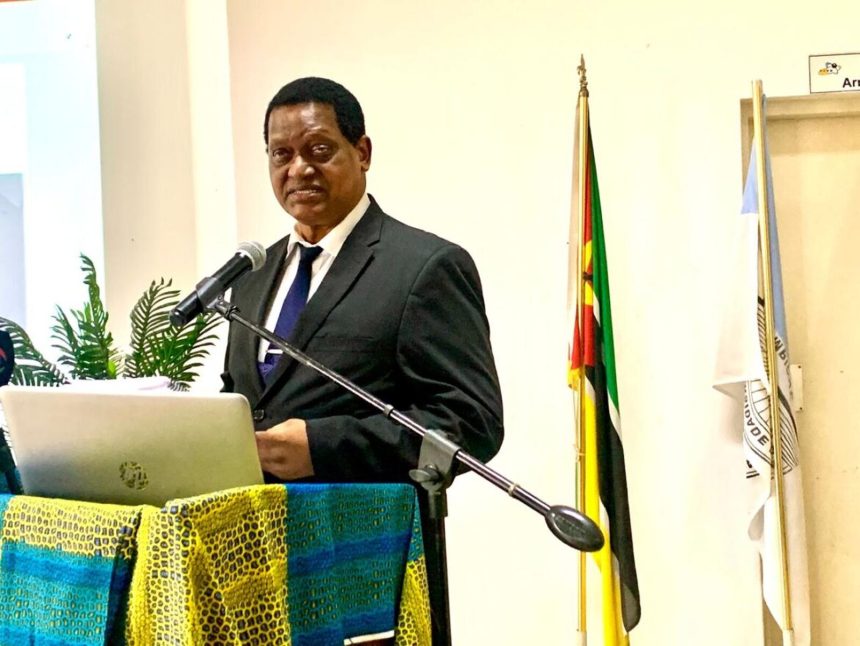 “Excessivo despesismo está a afundar o Estado moçambicano” –  Alerta antigo presidente da AT