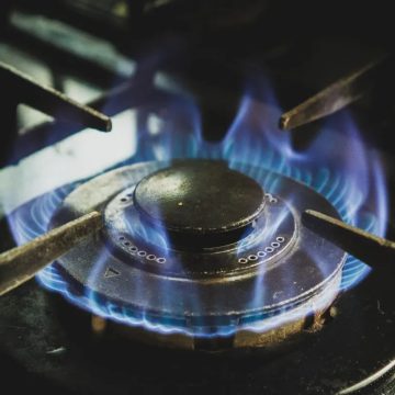 Moçambique começa a produzir 70% de gás de cozinha este ano