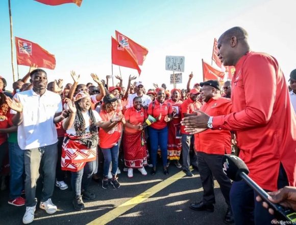 Filipe Nyusi desafia camaradas a “carregar” Chapo rumo à vitória nas eleições de Outubro próximo