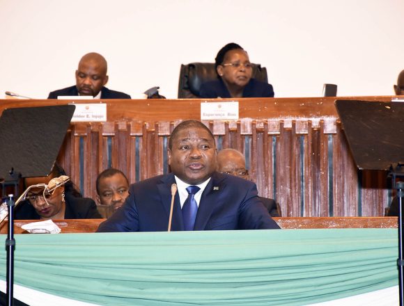 Nyusi pode exonerar Governo ainda esta semana