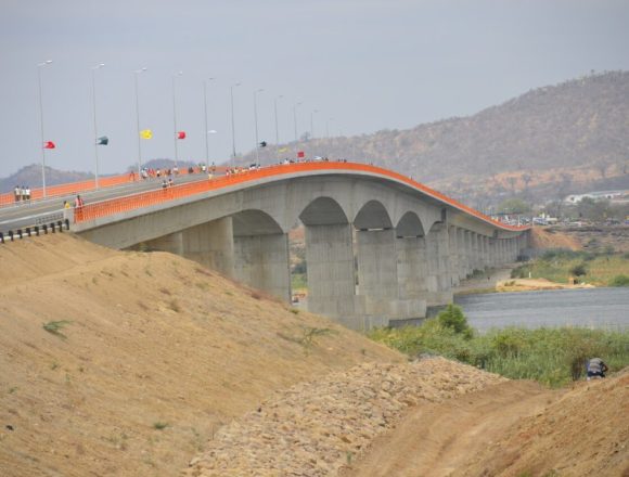 Governo anuncia concessão da ponte sobre o rio Zambeze, na província de Tete