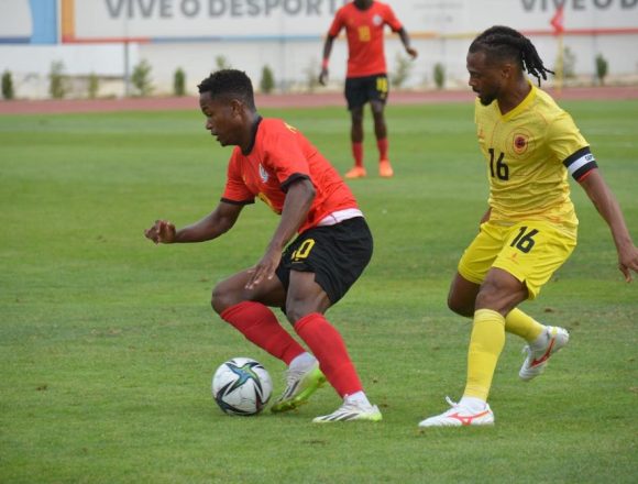 Bruno e Geny no “onze” ideal da quarta jornada de qualificação ao CAN