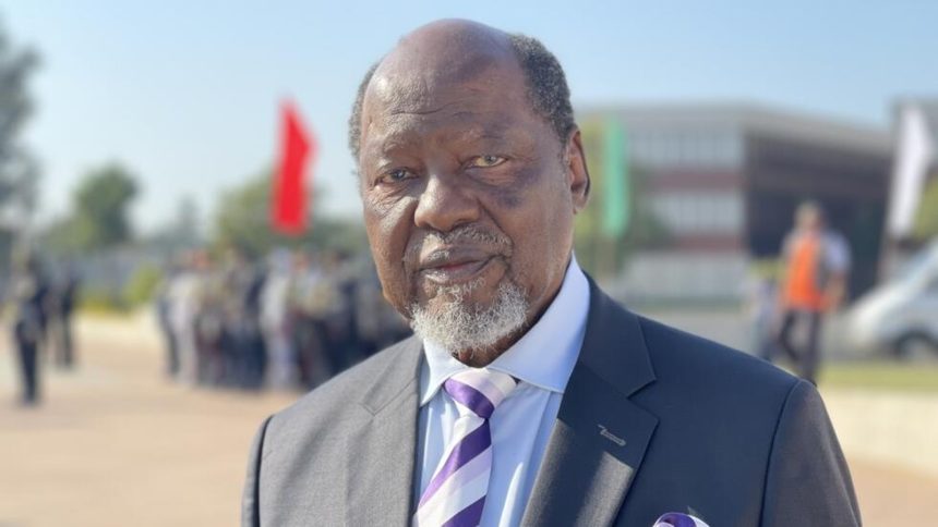 Joaquim Chissano defende investimento no capital humano para impulsionar economia