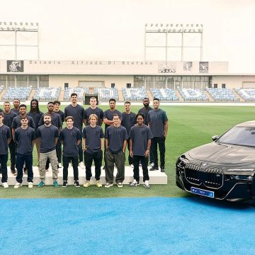 Real Madrid: Jogadores presenteados com BMW luxuosos