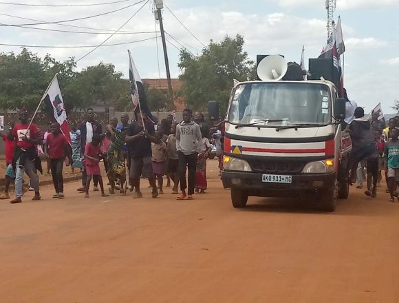 Campanha eleitoral: Renamo promete melhorar estradas em Manica