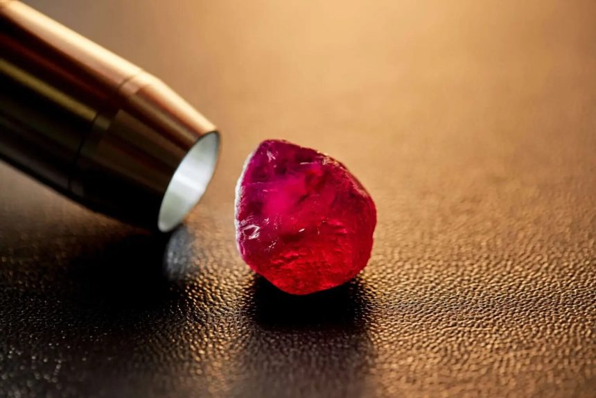 Ruby Mining arrecada em leilão de rubis 2,3 milhões de dólares