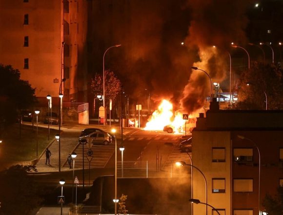 Assassínio de imigrante pela polícia deixa Lisboa em ambiente de “guerra” com direito a “cocktail molotov”