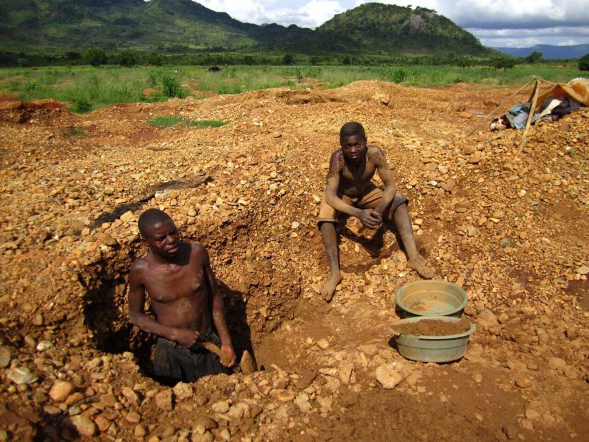 Àfrica do Sul: Detidos 19 moçambicanos indocumentados em Pelgrim’s Rest  