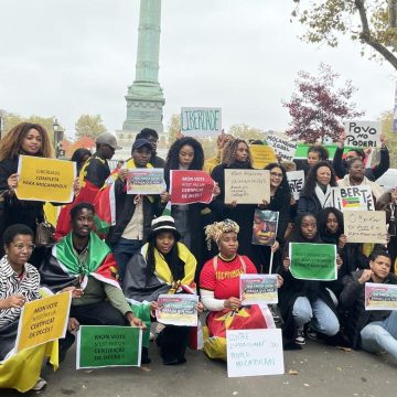 Manifestantes em Paris pedem “povo no poder” em Moçambique e denunciam repressão policial