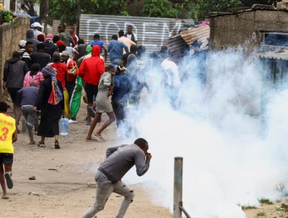 Moçambique perdeu 24,8 mil milhões de meticais em dez dias de manifestações