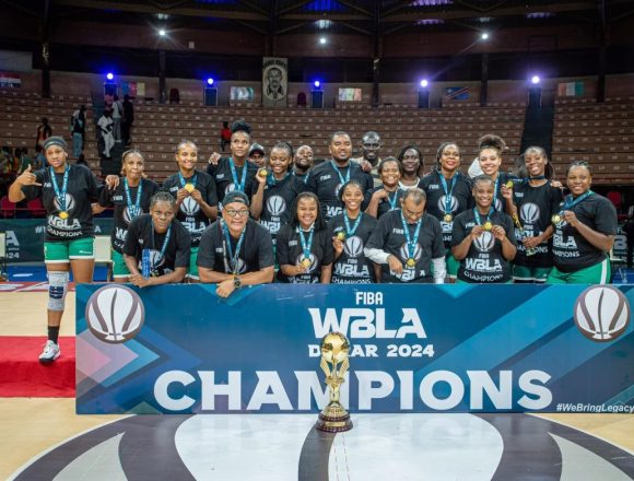 Chefe do Estado recebe campeãs africanas em basquetebol