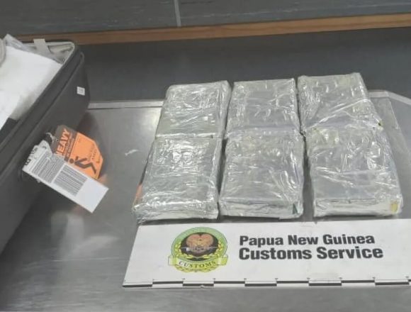 Detidas estudantes portuguesas na posse de mais de 15 kg de cocaína na Papua-Nova Guiné