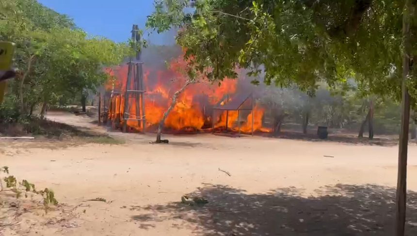 Populares destroem infra-estruturas da Reserva de Pomene em retaliação à condenação de um jovem por ter matado macaco