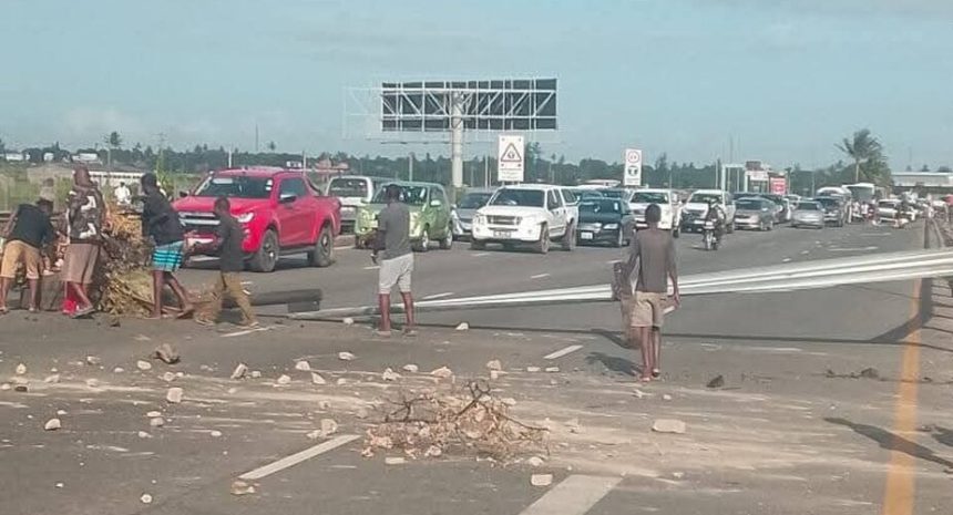 Portagem de Maputo: Manifestantes obrigam o cancelamento de  cobranças