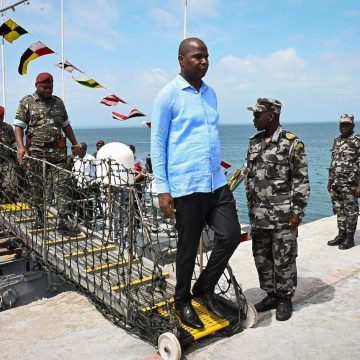 PR visita Base Naval em Pemba para avaliar prontidão das Forças de Defesa e Segurança