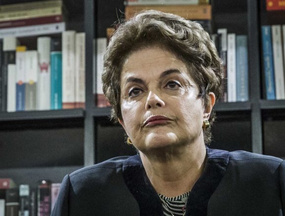 Internada na China a antiga Presidente do Brasil, Dilma Rousseff