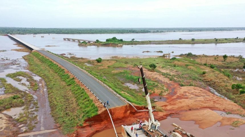 Em Nampula, Chapo visita áreas devastadas pela tempestade Jude