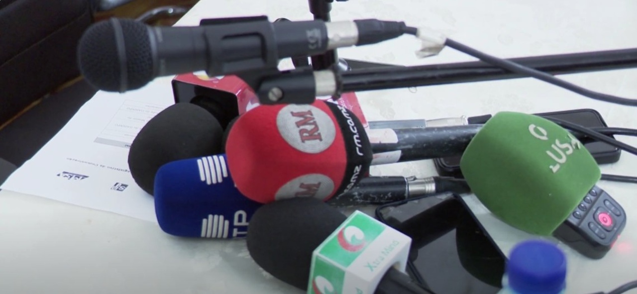 Jornalistas ameaçam boicotar coberturas de programas do Governo