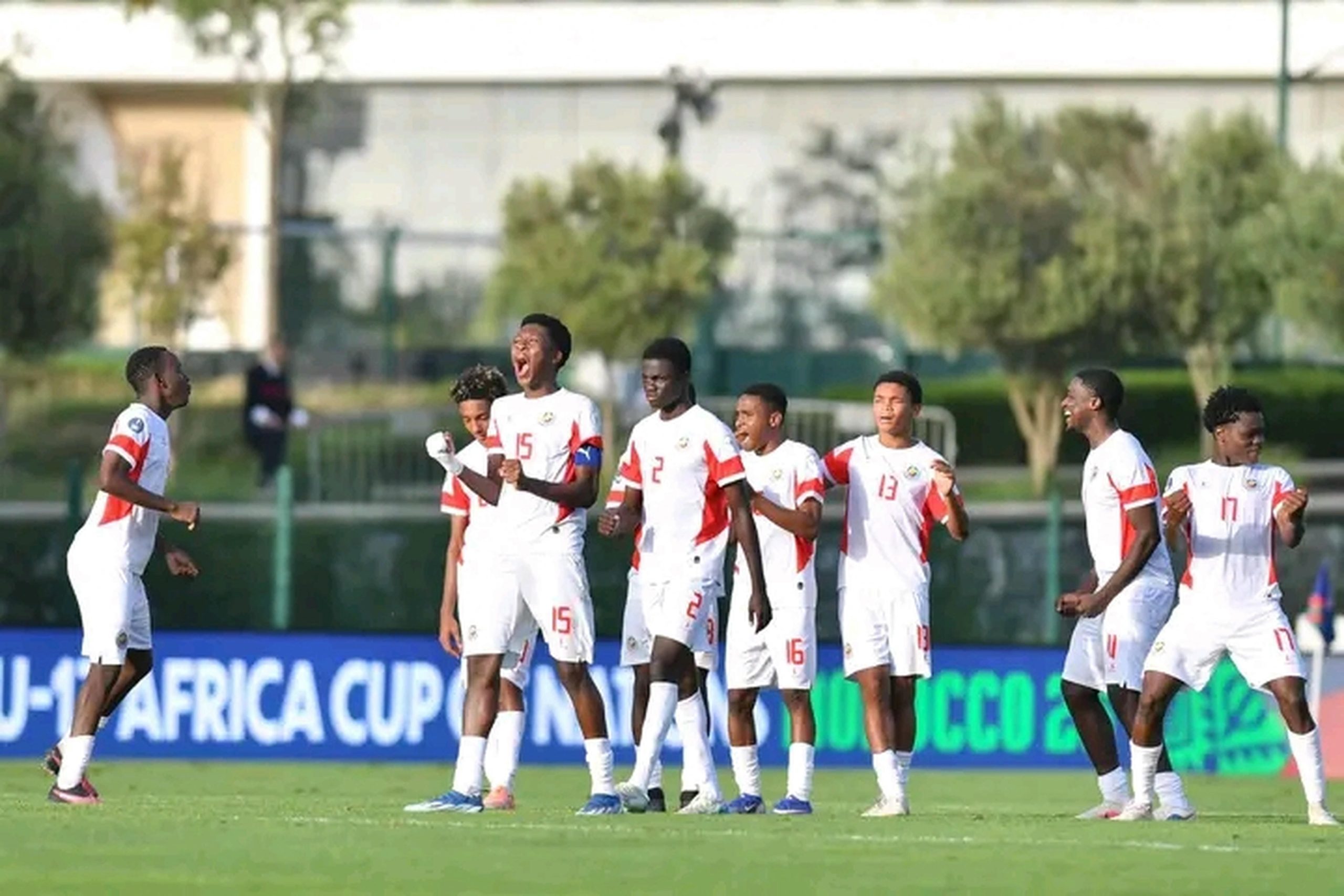 Mambinhas Sub-17 goleia Portugal e fica mais perto de revalidar o título