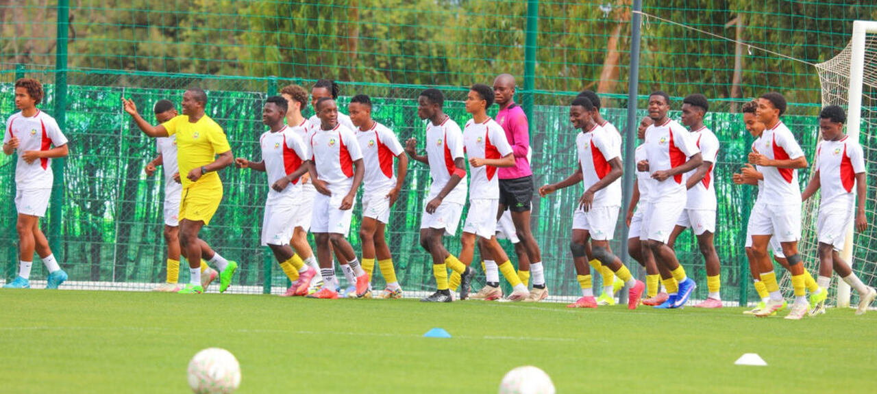Luso-Cup: “Mambinhas” goleiam Macau (10-0)  