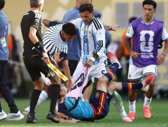 Argentina V Espanha Fifa FIFA abre investigação contra Argentina após polémica no final do mundial