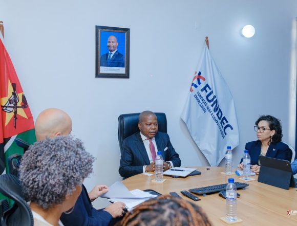 FUNDEC VUMA E EUA FUNDEC discute com a Embaixada dos Estados Unidos novas oportunidades de negócio para Moçambique