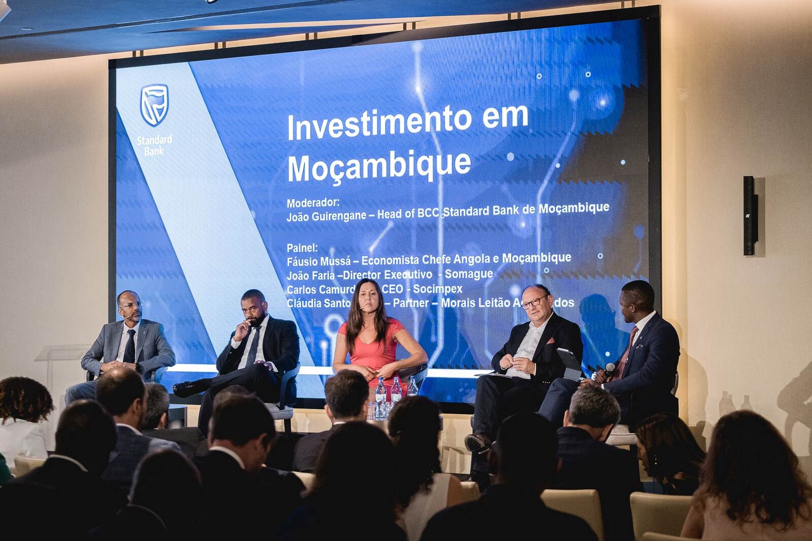 Standard Bank Moçambique distinguido novamente como Melhor Banco de Investimento