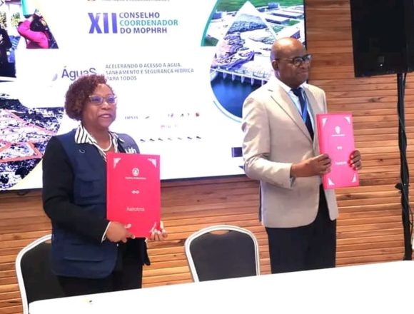 AdeM e AURA Águas de Moçambique e AURA assinam acordo para reforçar a regulação dos serviços de água e saneamento