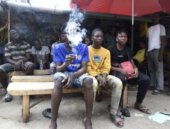 DROGAS-CHAPO ONU alerta para o risco de surgimento de laboratórios clandestinos de produção de drogas em Moçambique