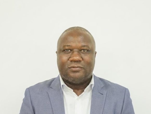 Felisberto Navalha Reviravolta no Banco de Moçambique: Chapo revoga nomeação de Waldemar e indica Felisberto Navalha para governador
