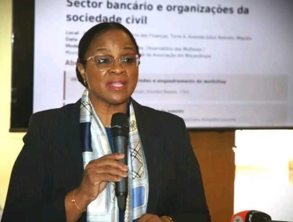 Albertina Fruquia (2) Governo quer simplificar acesso das organizações da sociedade civil aos serviços bancários