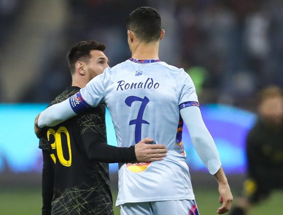 Cristiano Ronaldo manda “abraço” a Messi:  “Todo o meu respeito pelo que conquistaste”