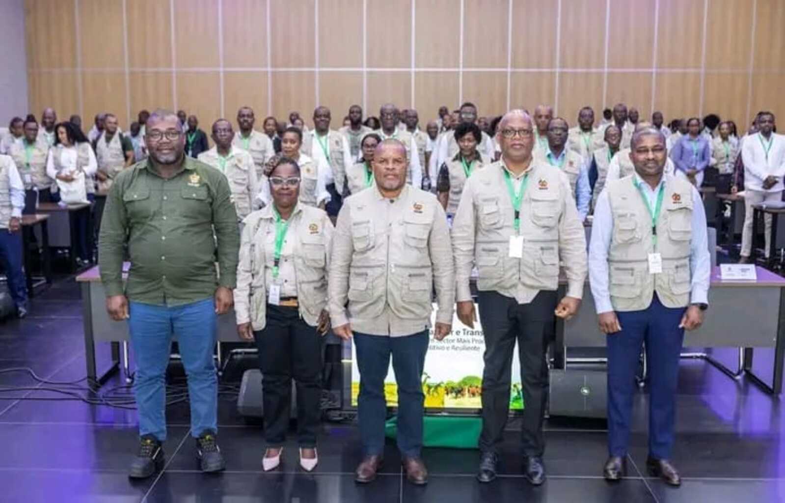 Albino exige medidas concretas para melhorar a produção agrícola em Moçambique