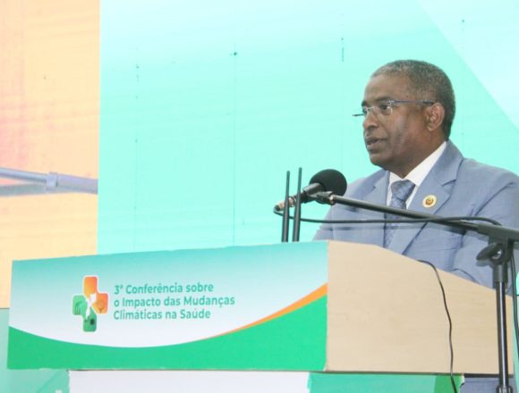 ministro Governo prevê investimento milionário para tornar sector da saúde resiliente às mudanças climáticas